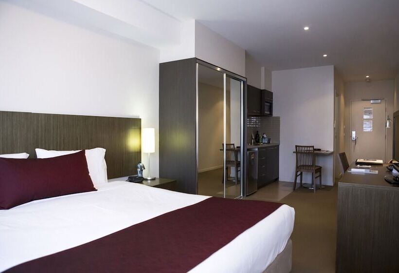 스탠다드 스튜디오, Quest Shepparton