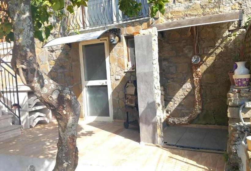 家庭间, Loft Rosa Con Terrazza, Bagno Privato E Doccia Esterna