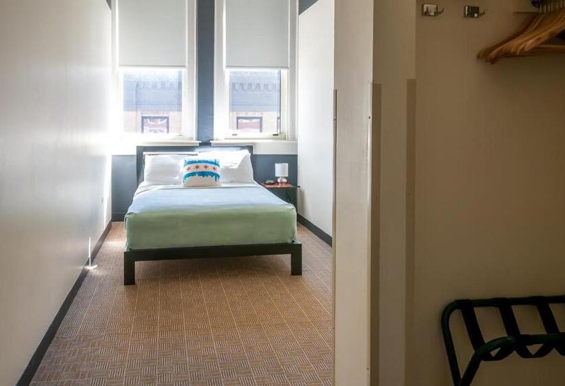 חדר סטנדרט, Hi Chicago Hostel