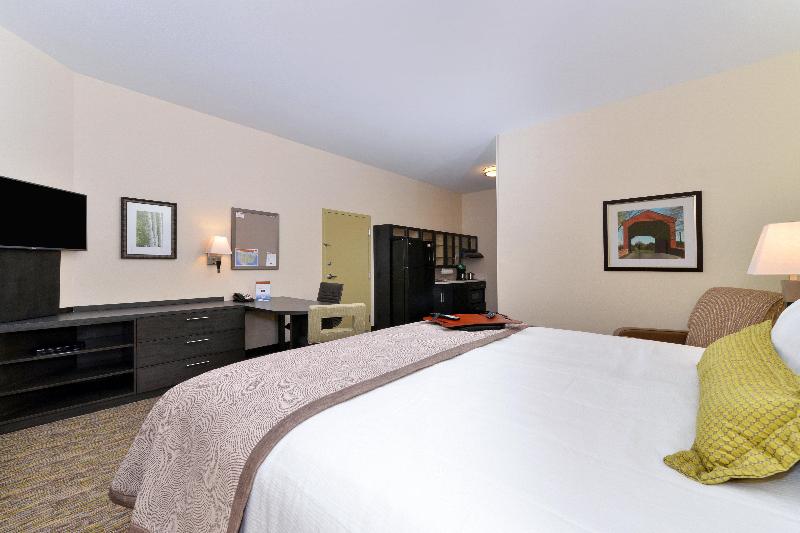 带大床的标准工作室, Candlewood Suites Sayre, An Ihg