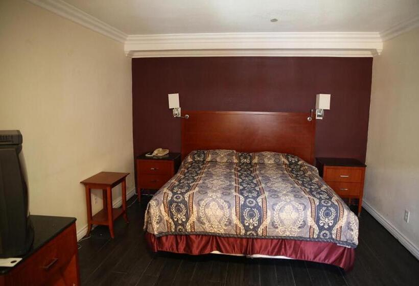 Стандартный Номер Кровать Кинг, Chateau Inn & Suites