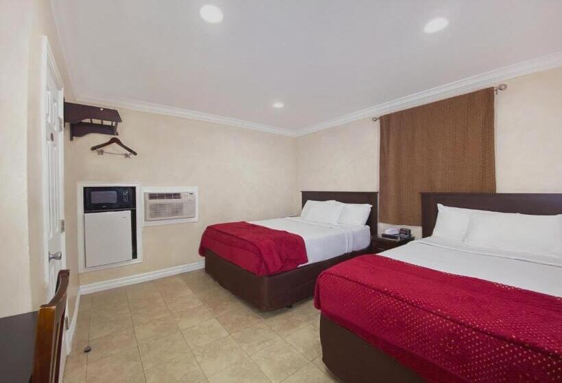 带2个双人床的标准工作室, Nite Inn At Universal City   Walking Distance To Universal Studios Hollywood