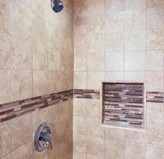 Номер Deluxe, Nite Inn At Universal City   Walking Distance To Universal Studios Hollywood