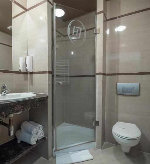Номер Стандарт Трехместный, Jasek Premium Hotel Wrocław