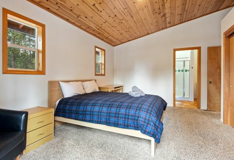1 Szobás Ház, Truckee Pines Retreat Game Room & Forest Views