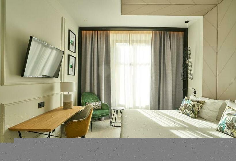 Habitación Estándar Vista Ciudad, Vincci Larios Diez