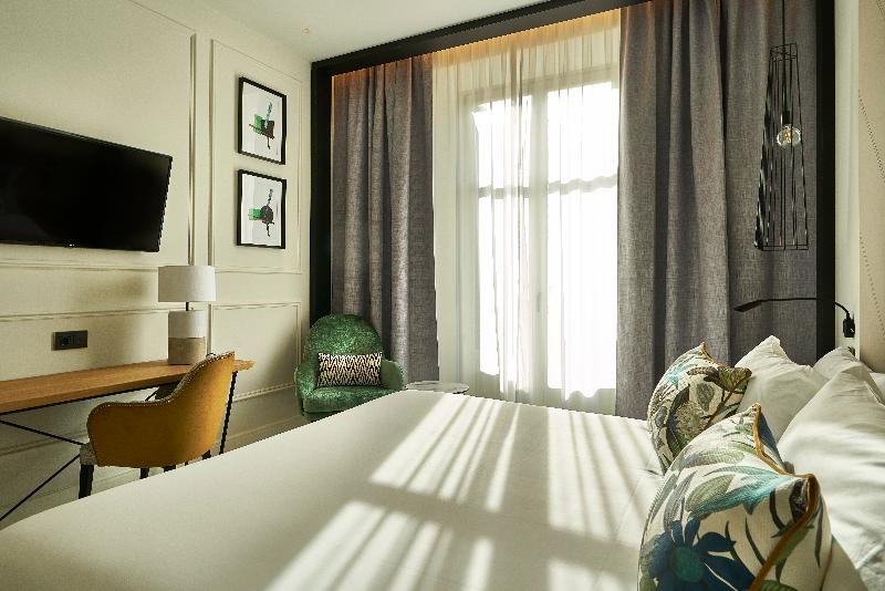 Habitación Estándar Vista Ciudad, Vincci Larios Diez