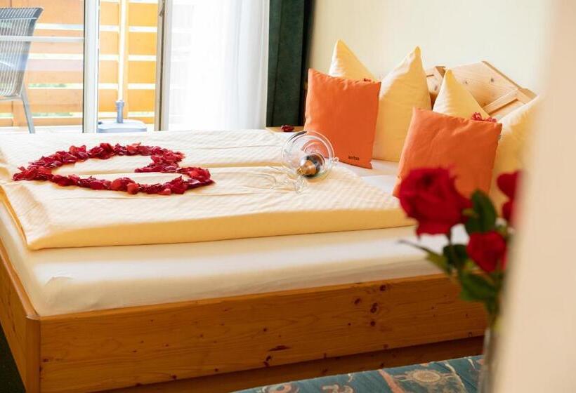 Comfort room with balcony, Garni Oasis Loipersdorf