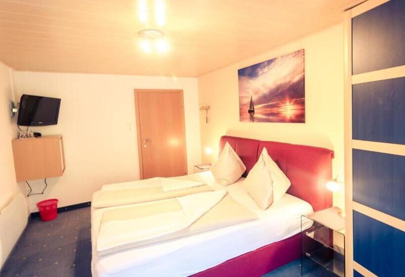 Номер Стандарт с Балконом, Pension Waldruh   Tannenheim