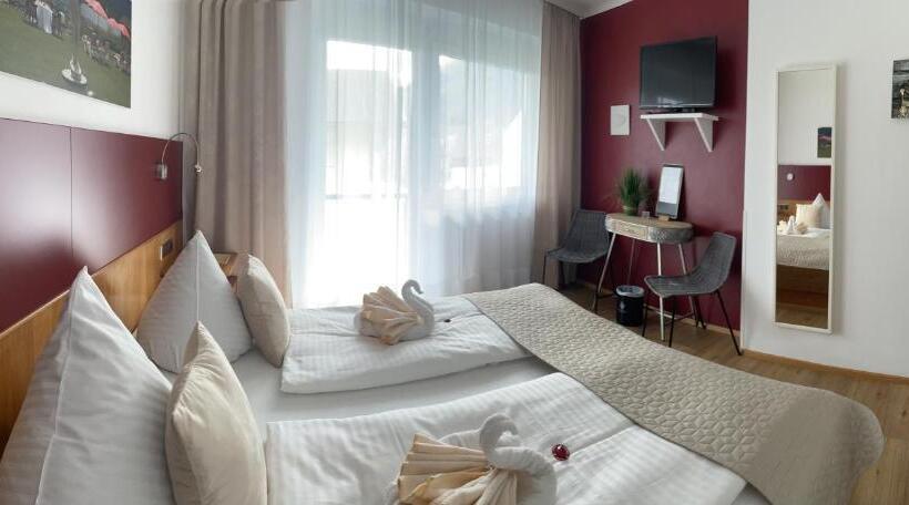 스탠다드 발코니 룸, Seehaus Kärnten Inn Mit Direktem Seezugang Und E Ladestation
