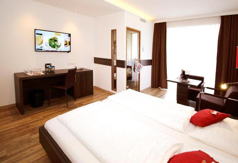 Люкс с Террасой, Zum Senner Suites Zillertal