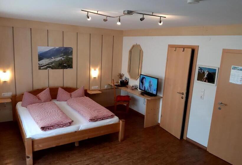 Номер Стандарт Трехместный, Alphotel Mittersill