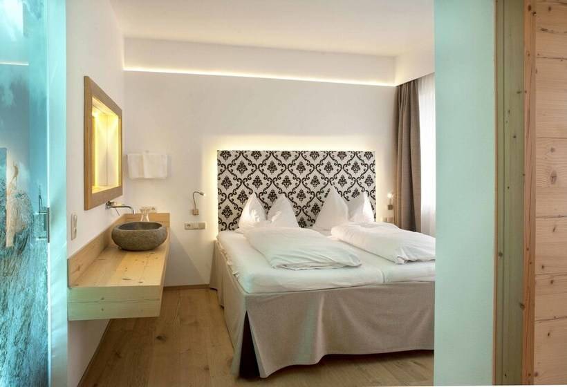 Номер Стандарт Индивидуальный с Балконом, Lifestyle Hotel Eder