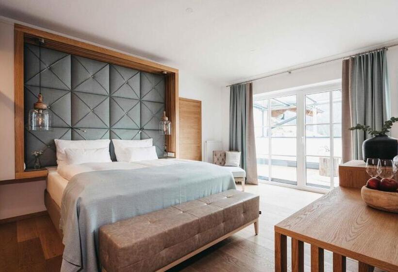 اتاق استاندارد با چشم‌انداز باغ, Sonnhof Alpendorf   An Adults Only Place