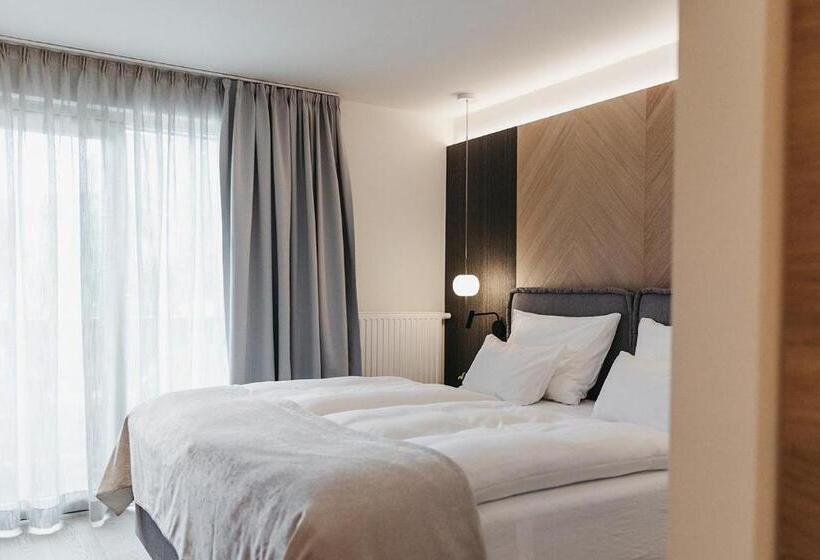 اتاق لوکس, Sonnhof Alpendorf   An Adults Only Place