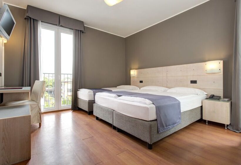 标准三人间, Victoria Frontemare Beach & Spa Hotel Jesolo