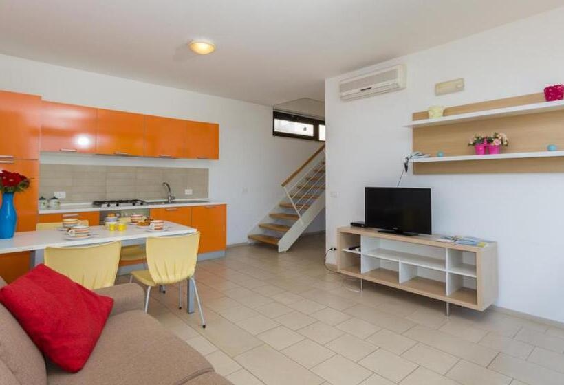 Апартаменты 2 Спальни, Kamena Residence