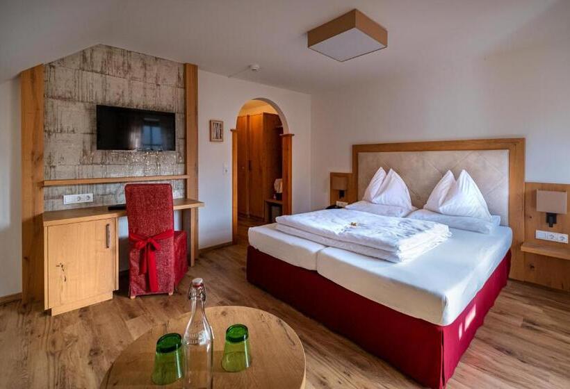 Номер Стандарт с Балконом, Landhotel Schützenhof