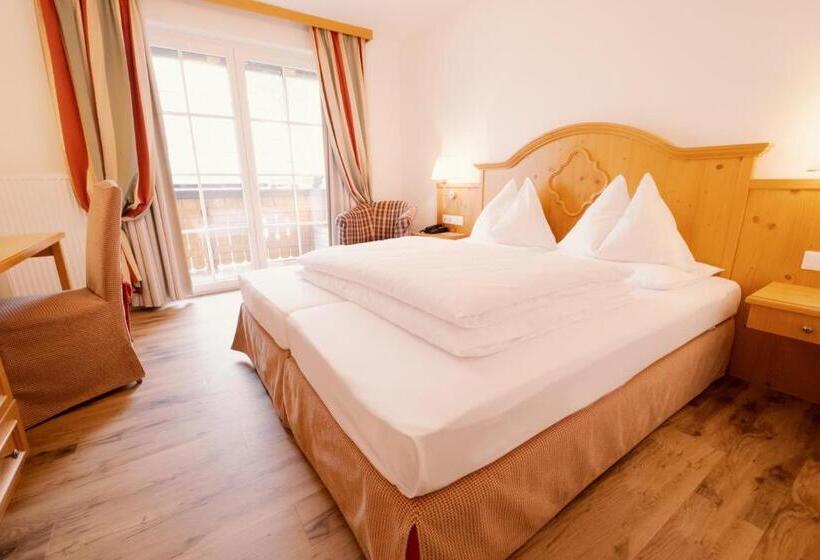 Номер Стандарт с Балконом, Landhotel Schützenhof