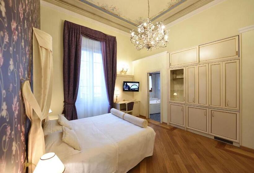 Люкс, Relais La Corte Di Cloris