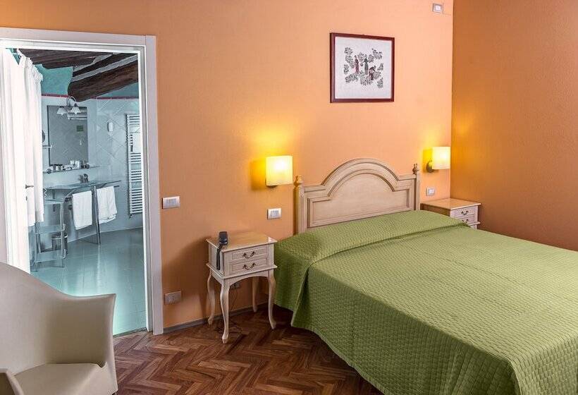 اتاق استاندارد یک نفره, Suite Accommodation