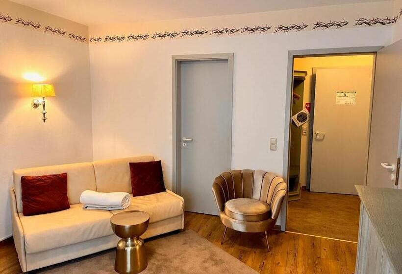 Семейный Номер, Posthotel Arnold