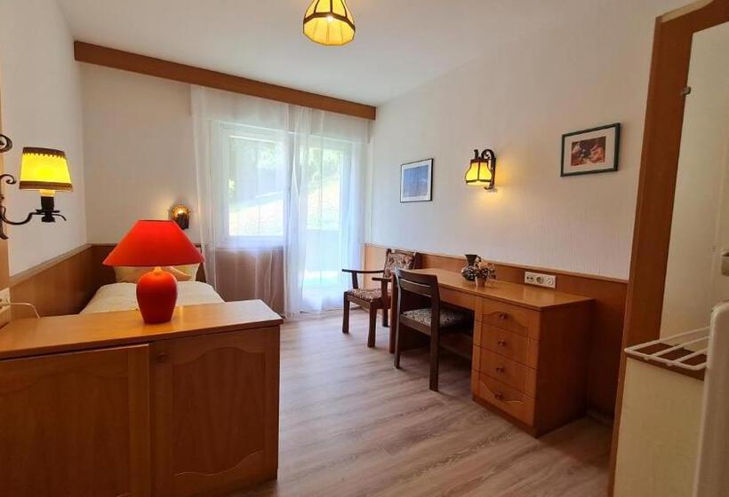 Апартаменты 2 Спальни, Atina