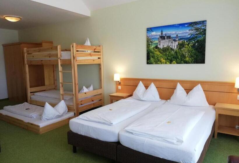 Семейный Номер, Nummerhof