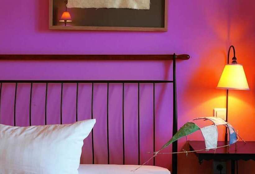 스탠다드 룸, Romantikhotel Rebstock Art & Design