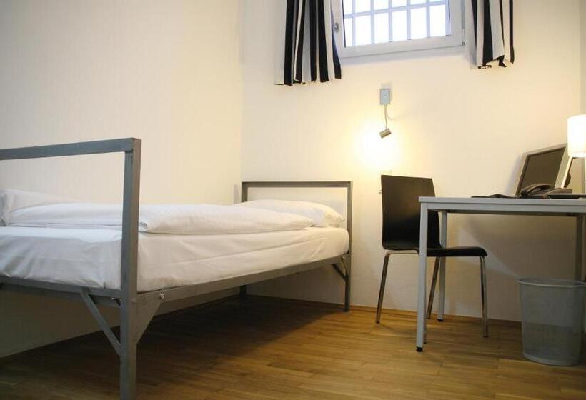 标准单人间, Alcatraz Hotel Am Japanischen Garten
