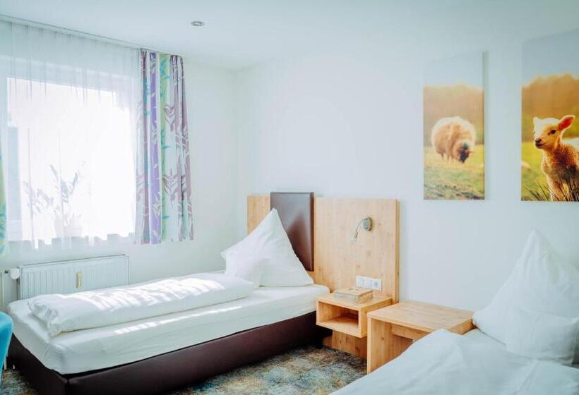 스탠다드 싱글 룸, Garni Hotel Goldenes Lamm