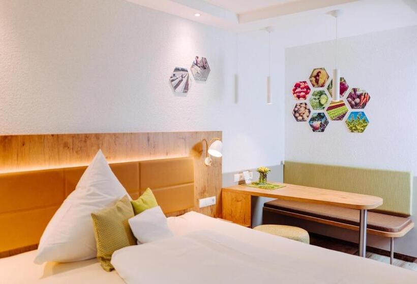 컴포트 룸, Garni Hotel Goldenes Lamm