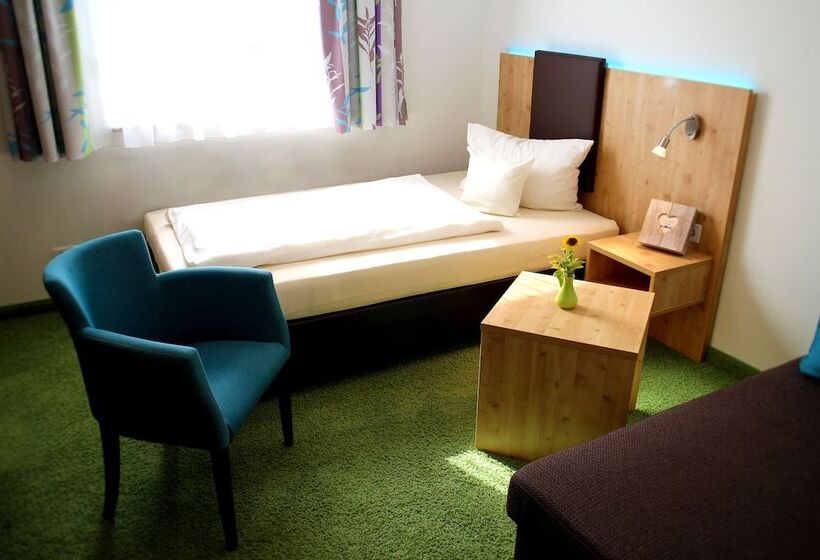 패밀리 룸, Garni Hotel Goldenes Lamm