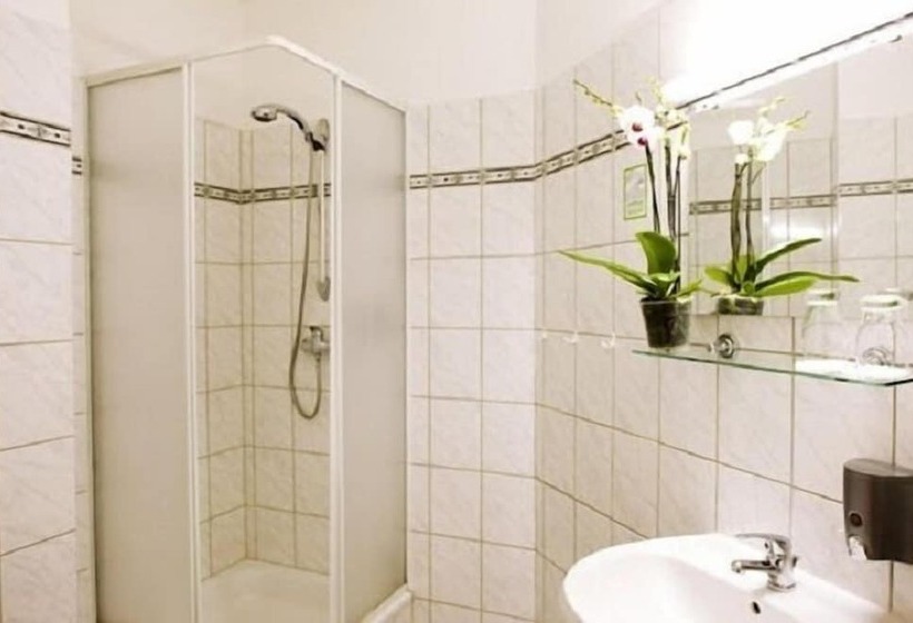 اتاق استاندارد یک نفره, Harmony Hannover