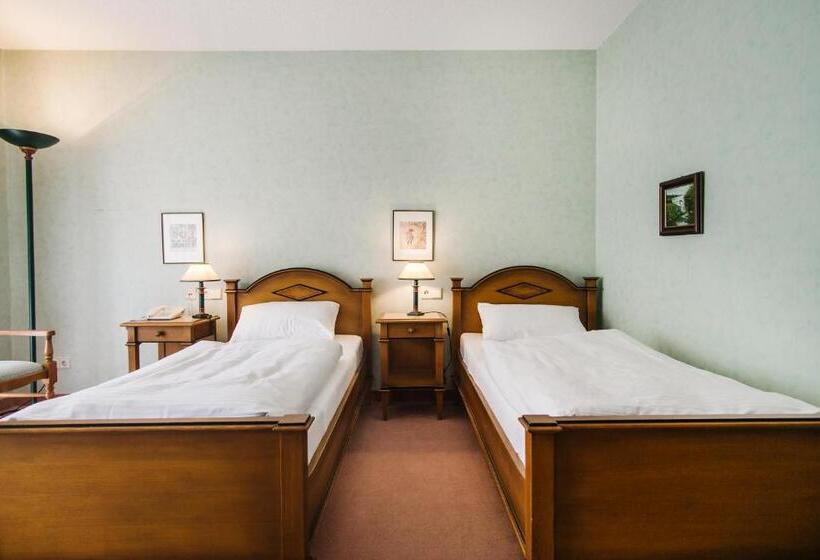 Номер Стандарт, Landhaus Keller   Hotel & Restaurant