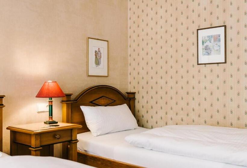 Номер Стандарт, Landhaus Keller   Hotel & Restaurant