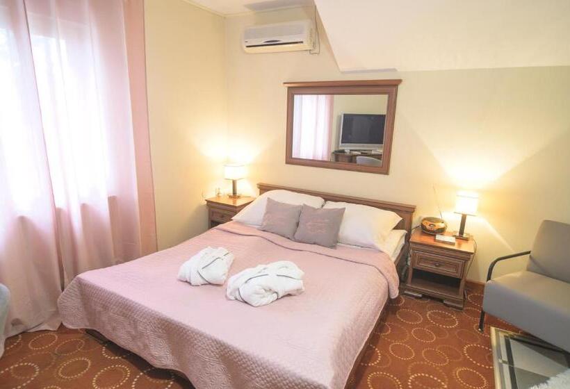 Трехместный Номер Deluxe, Centrum Ulan Spa