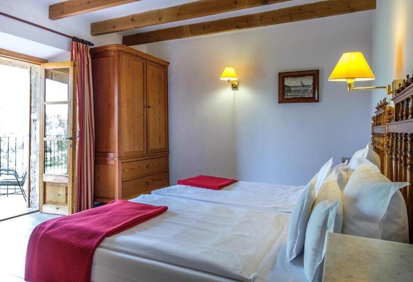 Номер Стандарт с Балконом, Finca Can Estades