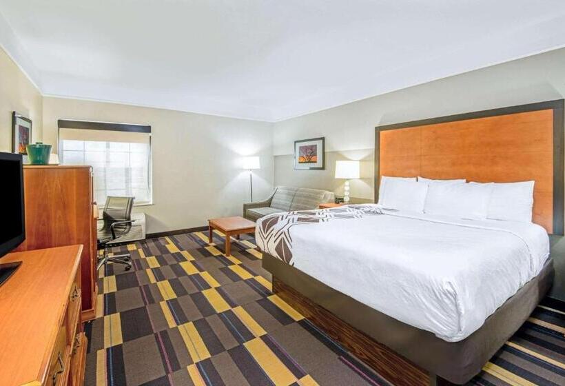 Люкс Deluxe Кровать Кинг, La Quinta By Wyndham Oklahoma City   Moore