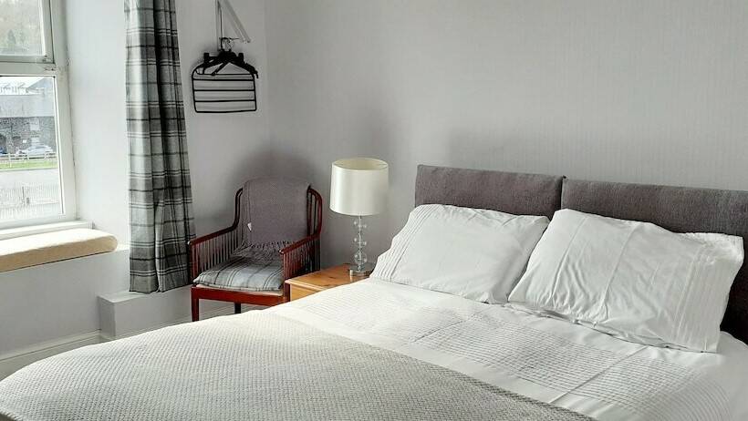Номер Комфорт, Queens Rooms
