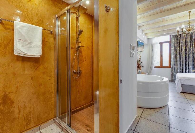 豪华套房, Hamam Suites Portou
