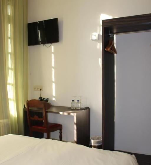 Номер Стандарт, Amaryllis Hotel Veurne