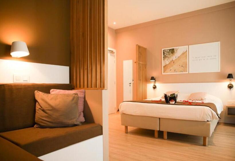 Полулюкс, Alfa Inn