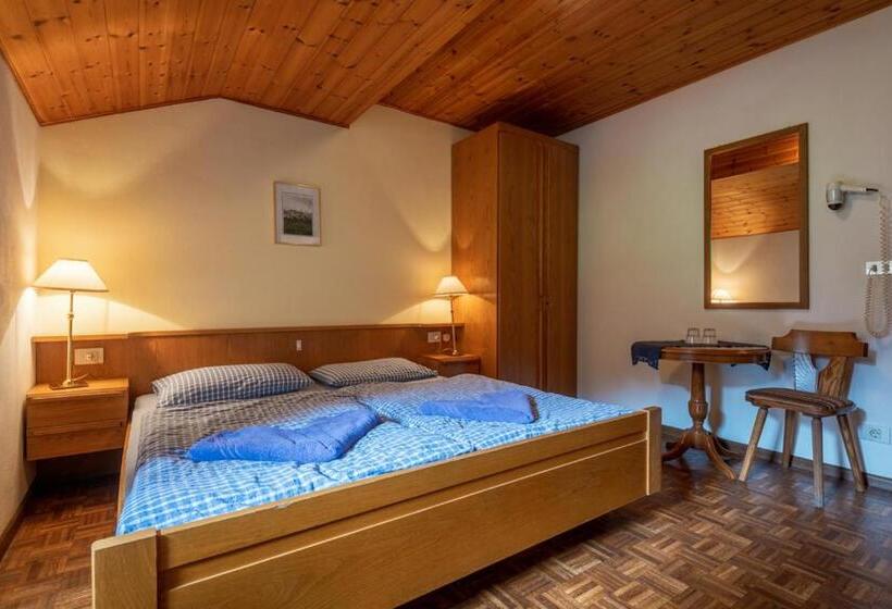 标准三人间, Appartements Pension Sonia
