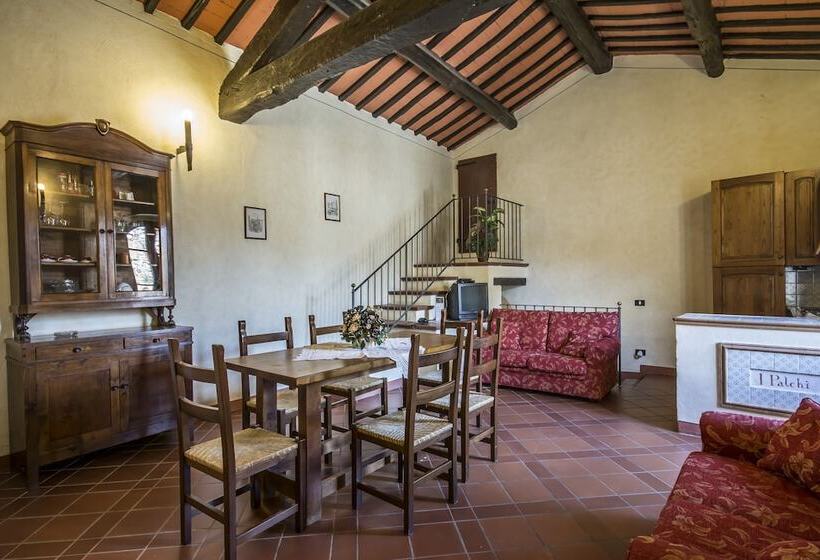 آپارتمان 3 خوابه, Castel Pietraio