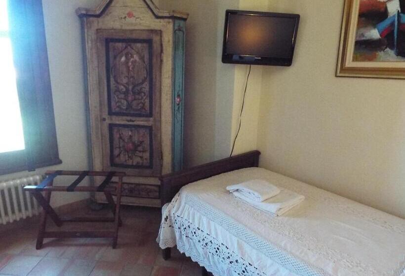 标准单人间, Turismo Rurale Cefalù