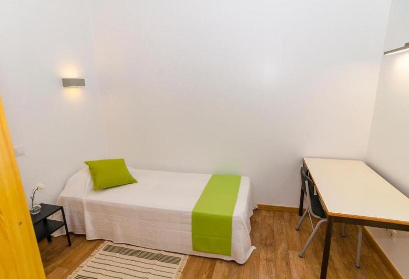اتاق استاندارد یک نفره, Faro Albacor Residence   Hostel