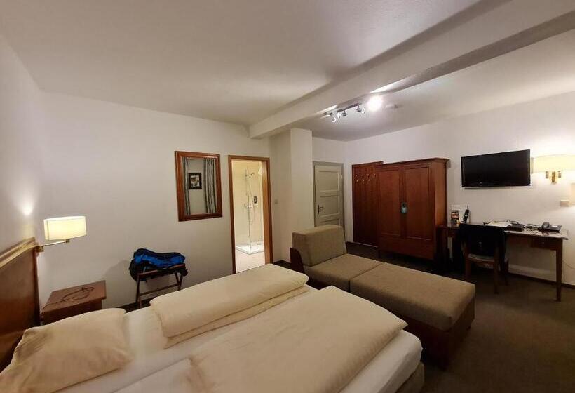 Номер Стандарт, Waldquelle   Baumhaushotel Aerzen
