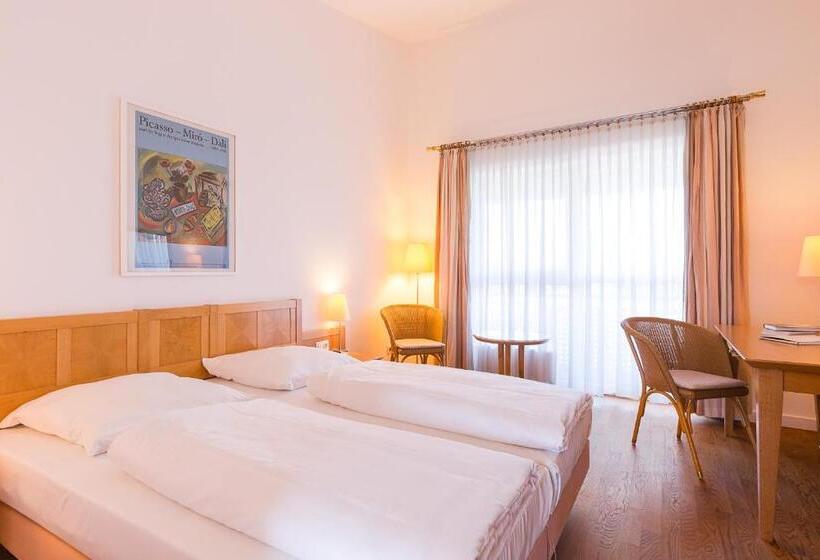 Номер Стандарт, Golfhotel & Restaurant Lindenhof