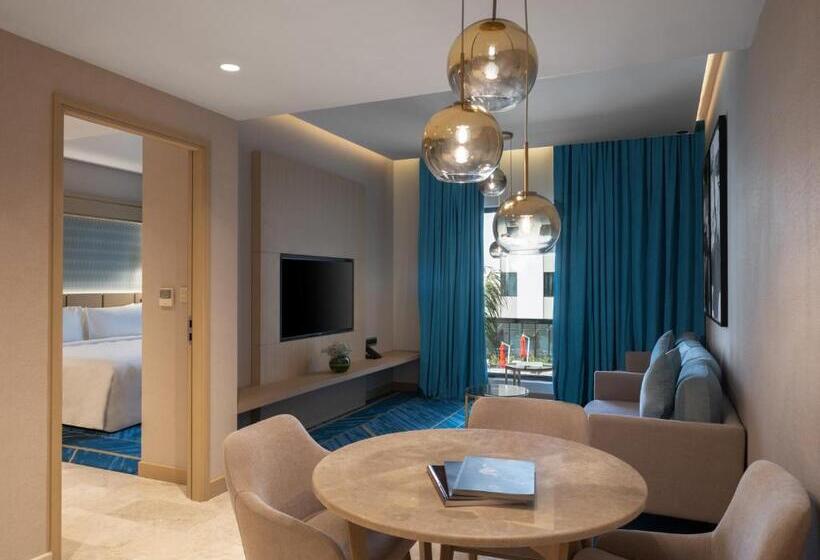 Superior suite with pool view, Maani Muscat Hotel & Suites
